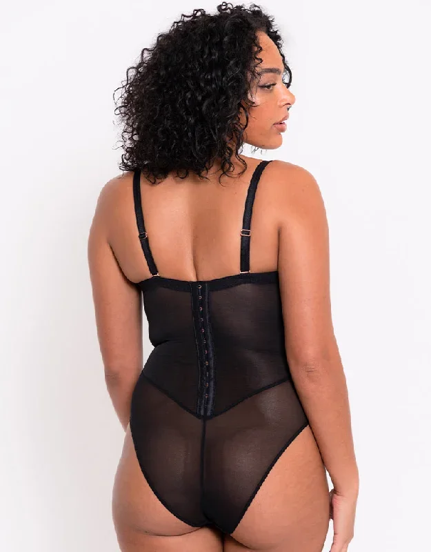 scantilly-icon-plunge-strapless-padded-body-black